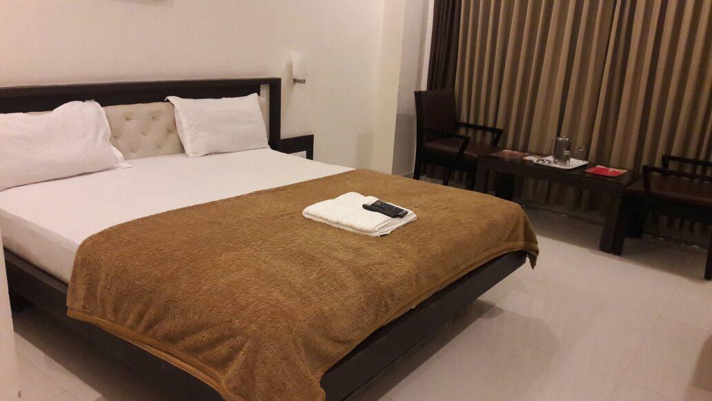 Hotel Swathi Hoszpet Kültér fotó