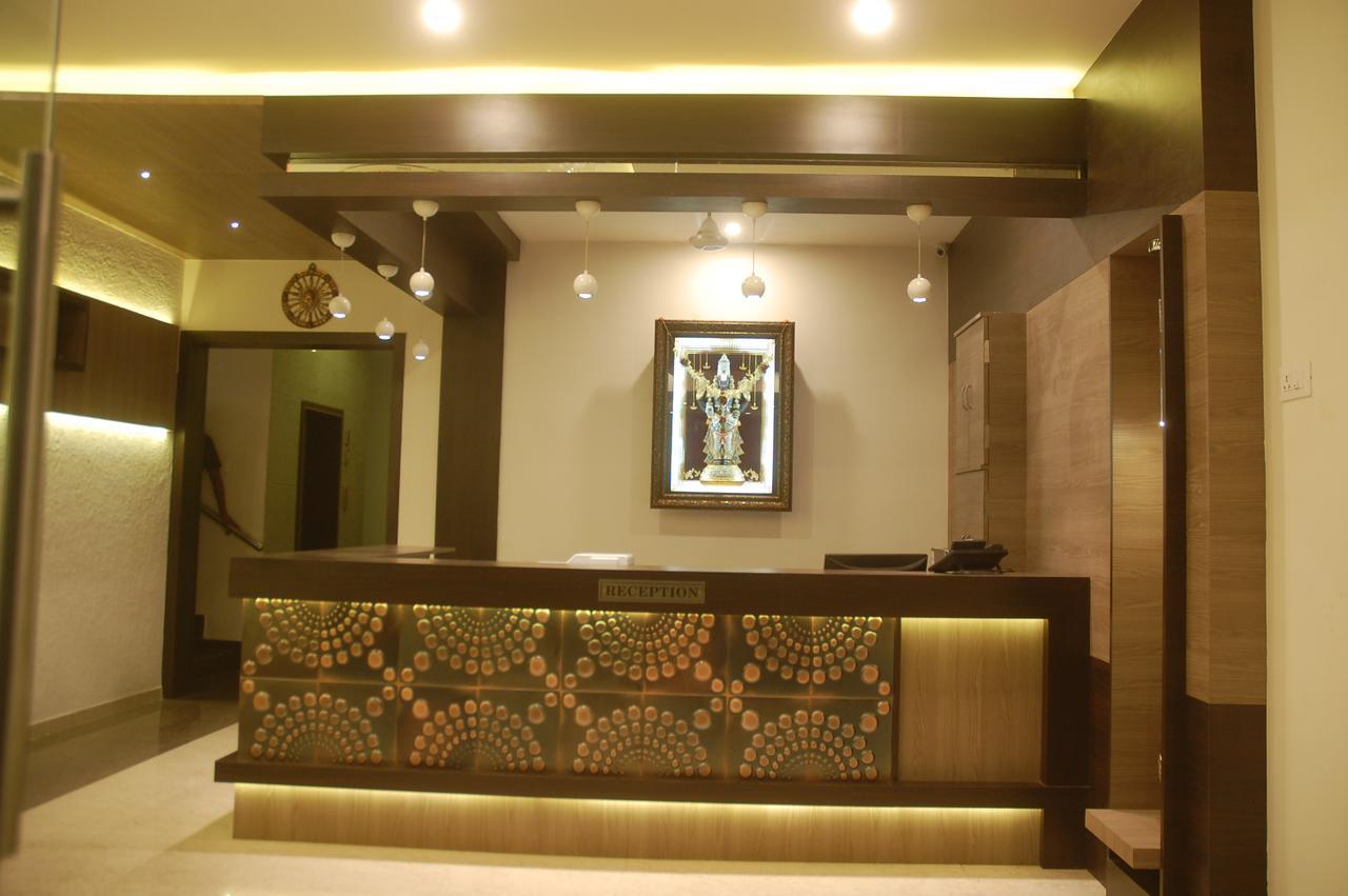 Hotel Swathi Hoszpet Kültér fotó